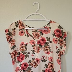 Tovia | Floral Chiffon Cap Sleeve Top Size Large